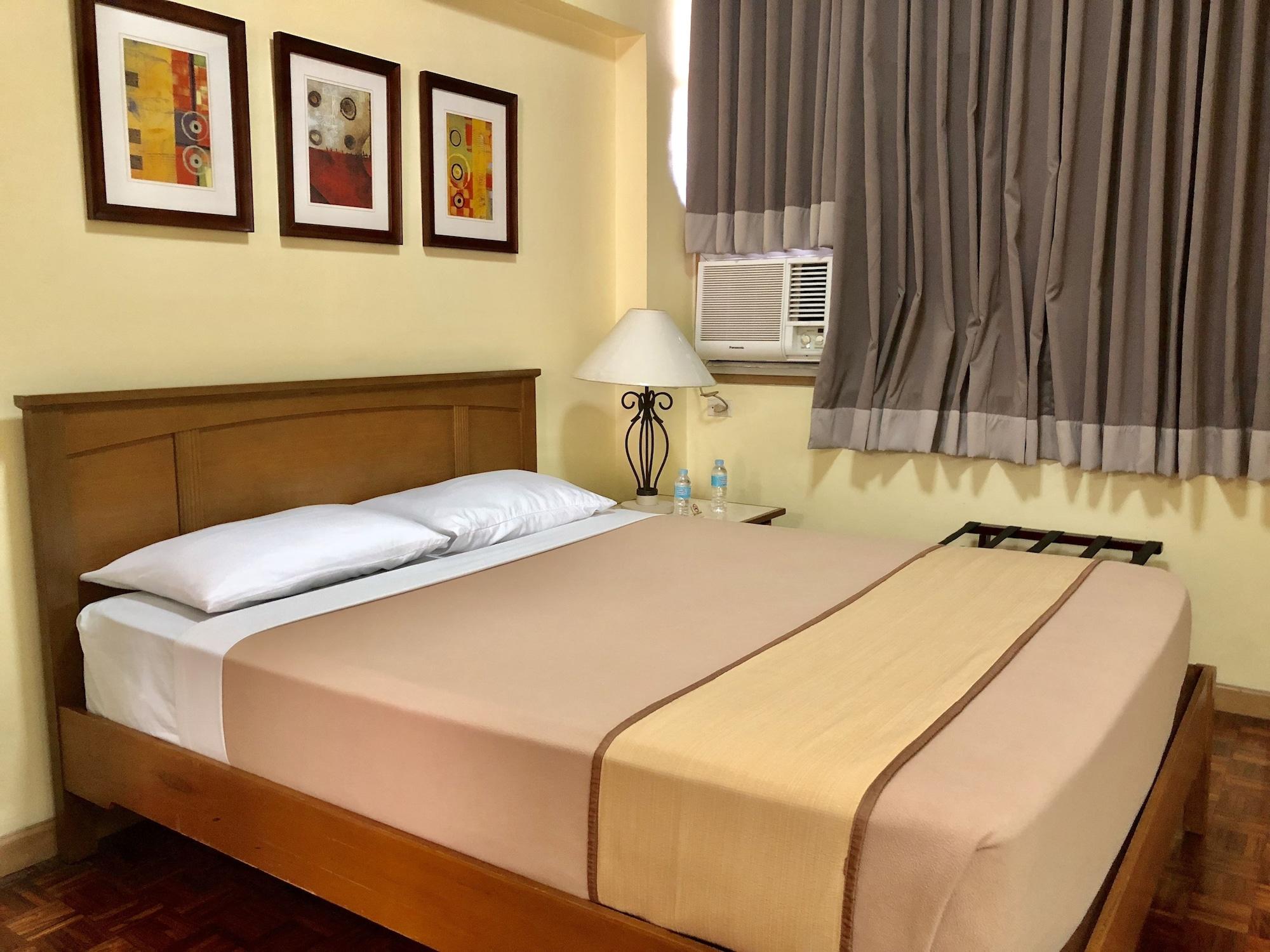 Tropicana Suites Manila Exterior foto