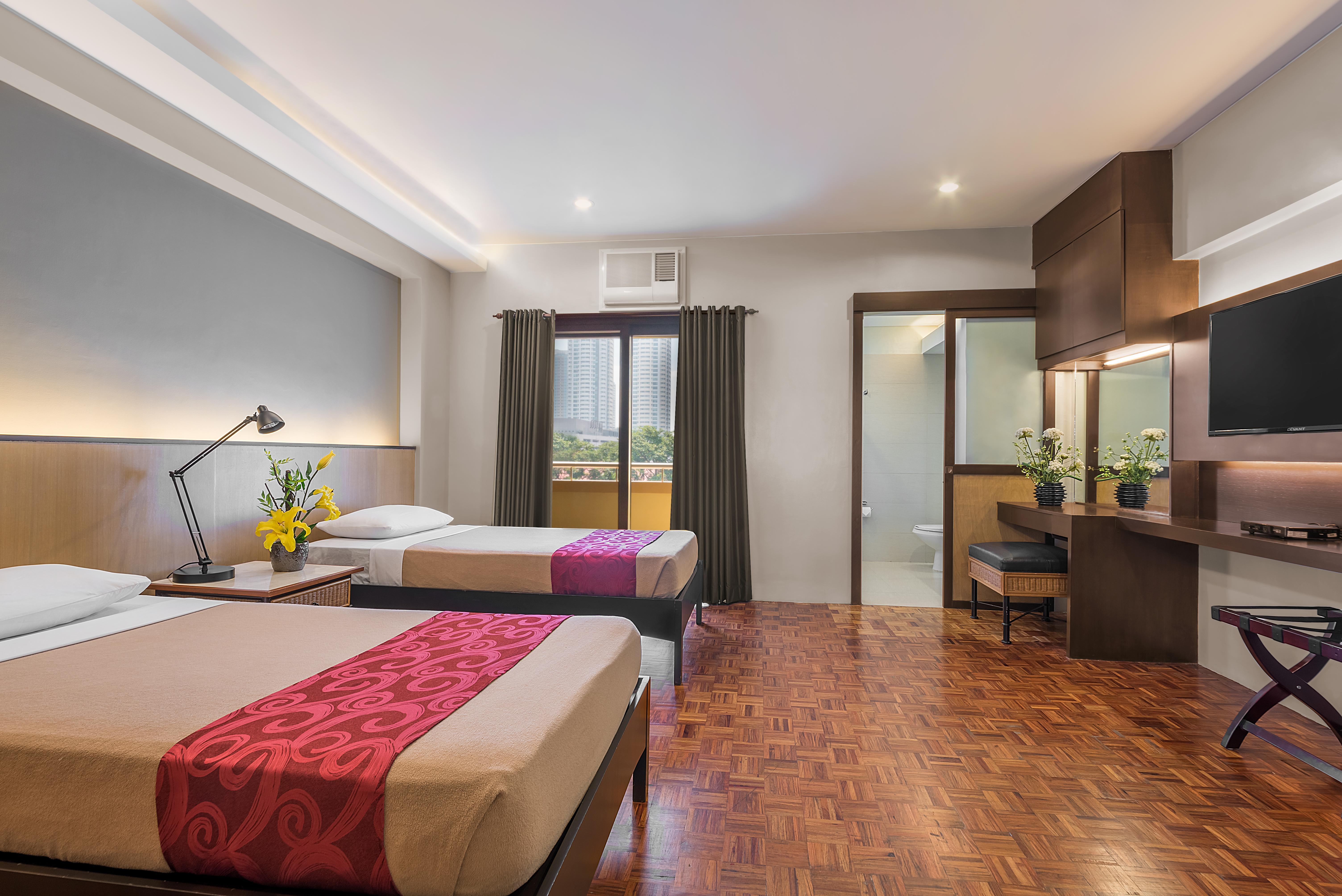 Tropicana Suites Manila Exterior foto